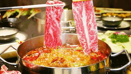 无耻!50岁男子诱拐17岁少女,跟妻子三人同居……|睡前嘿嘿嘿