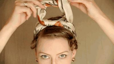 春天方丝巾怎么系好看,丝巾这样系简单时尚又清爽