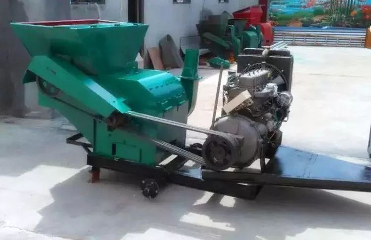 大型玉米粉碎机的使用方法,玉米粉碎机制作方法视频