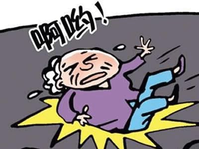 老人发生意外怎么处理,老年人意外伤害保险理赔怎么办