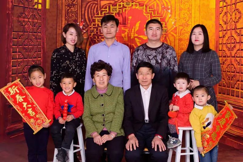 官宣！26张图，有咱乌审人暖暖敬老情，亮点在最后~