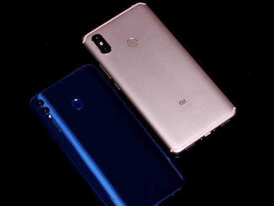 荣耀8xmax用多久不会卡,荣耀8xmax与小米max3评测