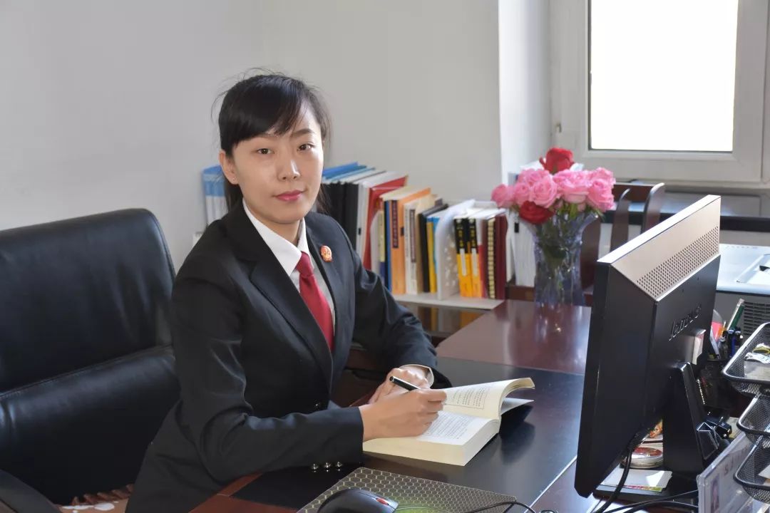 鏍″洯璐峰ぇ瀛︾敓,鏍″洯璐峰ぇ缁撳眬鍓ф儏