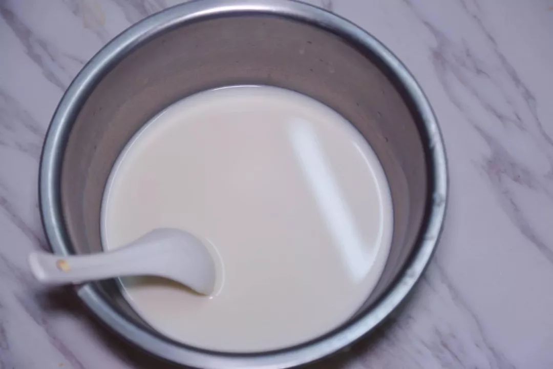 做草莓布丁的简单方法不需要qq糖,自己做草莓布丁最简单100%成功