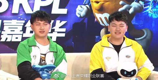 qg刺痛飞牛干架完整视频,qg双胞胎刺痛fly早期照片