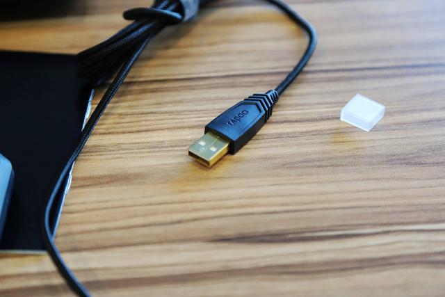 雷柏VT900电竞鼠标,雷柏vt900和罗技g502哪个好