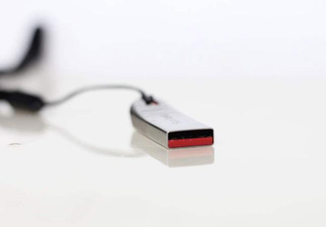 希捷简系列移动硬盘测评,希捷backupplus睿品拆解