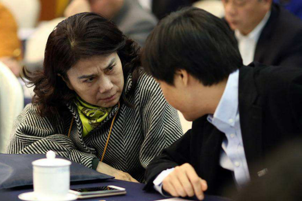 董明珠雷军10亿赌局完整视频,董明珠和雷军10亿赌局是什么