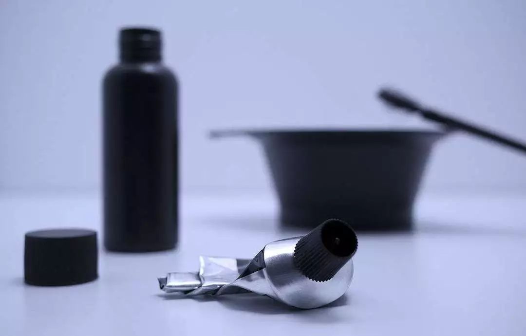 最新27批次化妆品不合格,最新化妆品抽检结果出炉