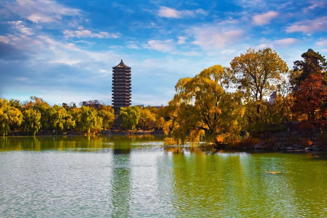西宁到青岛飞机多长时间,西宁到青岛有多远