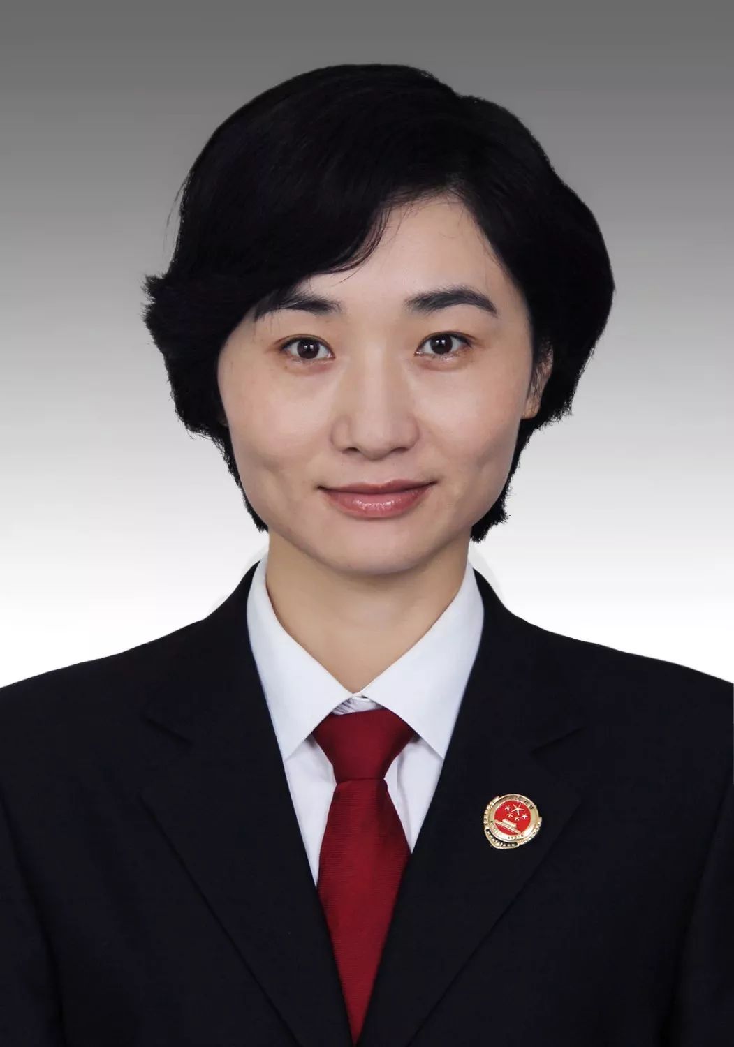 「检察官说法」检察官揭秘假鱼翅真相：明胶+色素营养=零！