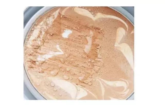 气垫测评推荐不脱妆,好用遮瑕不易脱妆不假白的气垫bb