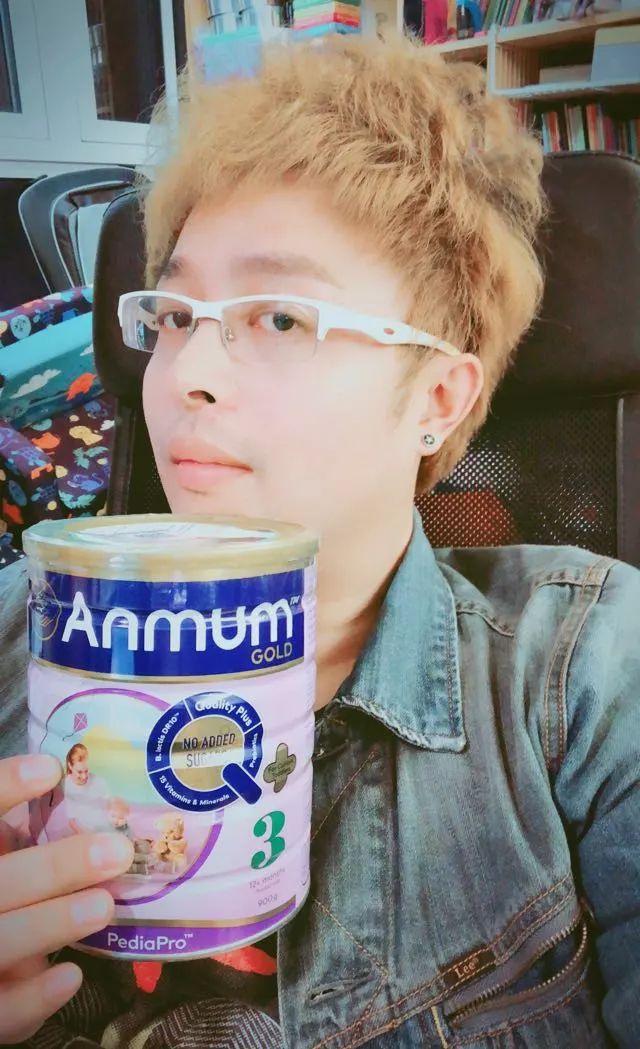 辨别奶粉真假最简单的方法,鉴别奶粉真假的正确方法