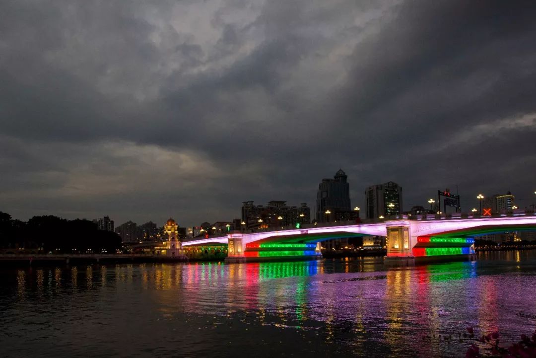 在广州打工90后女孩日常,90后女人在广州做什么