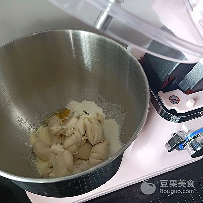 蜂蜜脆底小面包的教程,蜂蜜脆底小面包商用做法