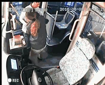 毒贩抽烟,抓捕公共场合吸烟人