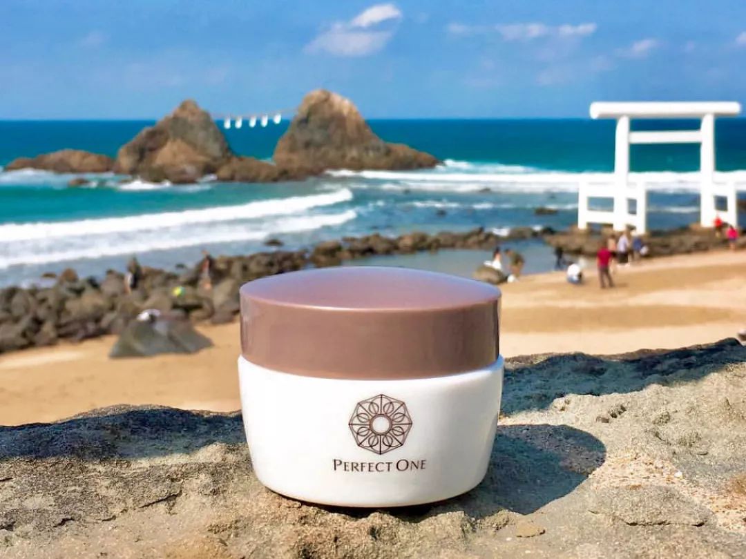 热卖500瓶的面霜专治断崖式变老,超级温和的修护面霜