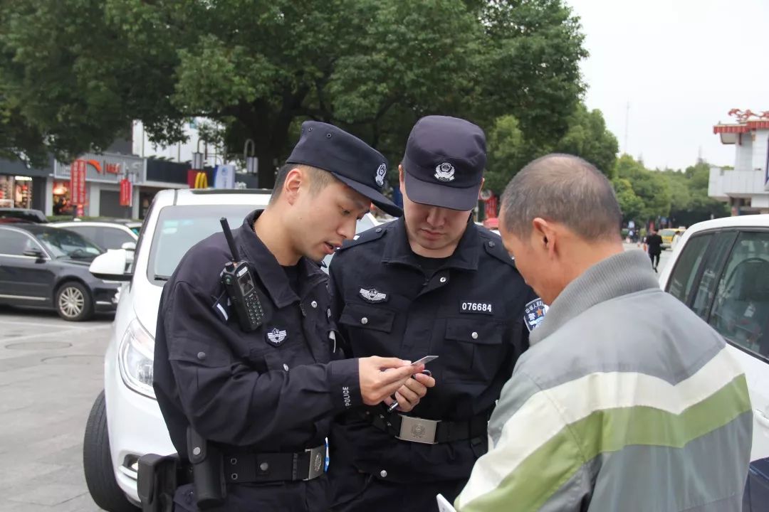 一线传真燃烧青春的热血,一线传真启航公安