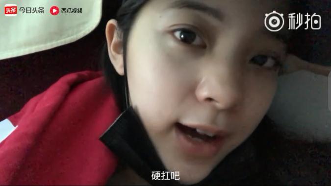 向往的生活第四季欧阳娜娜挖藕,向往的生活欧阳娜娜和张子枫化妆