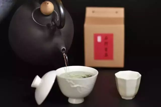 龙井茶每日一茶,龙井茶一天中最佳饮茶时间