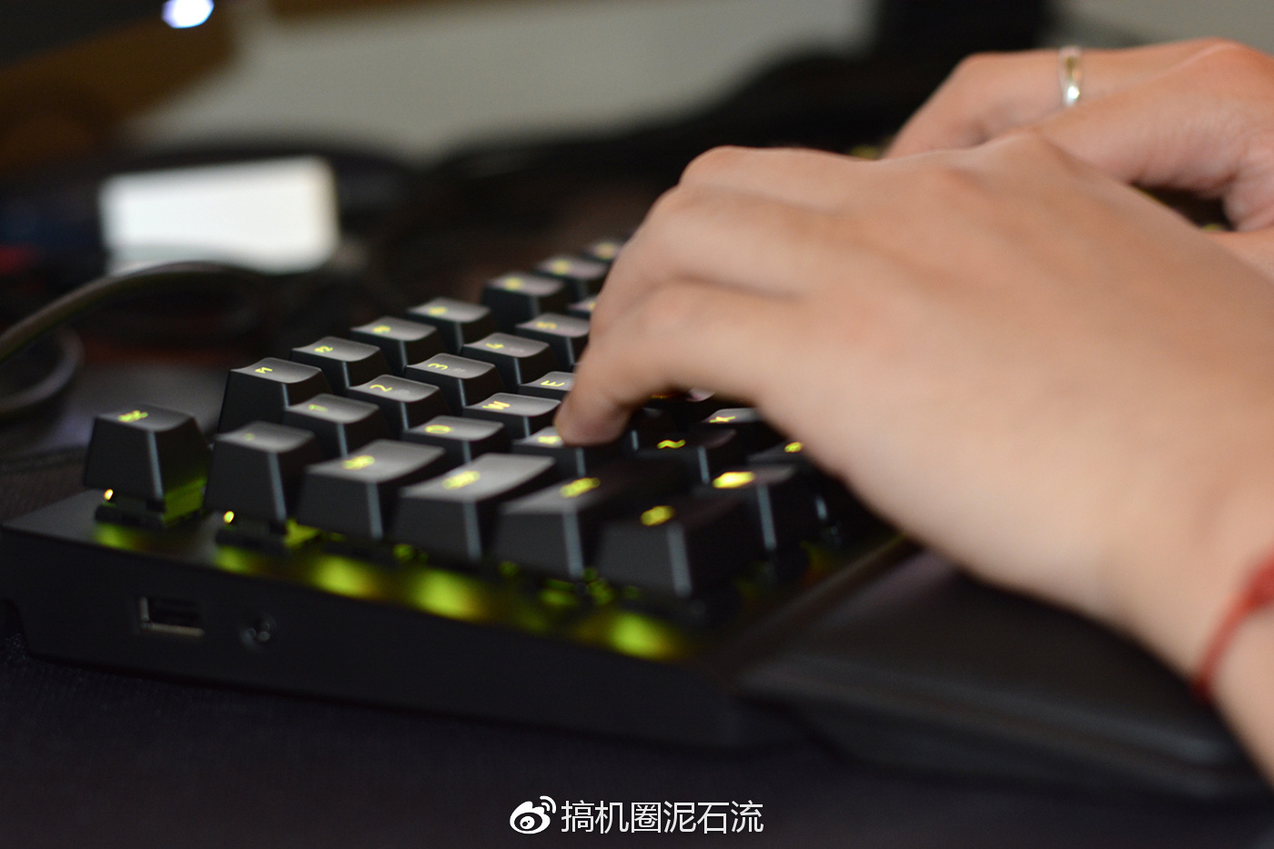 黑寡妇蜘蛛精英版和v3区别,黑寡妇蜘蛛精英版测评