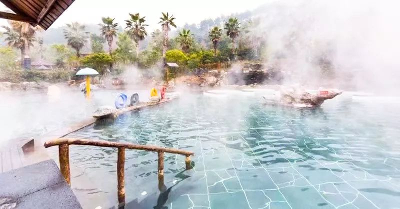 温泉吃吊锅,吊锅温泉