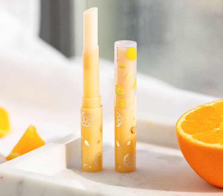 风靡泰国，男女必备的打啵神器，这支润唇膏涂一次等于敷10次唇膜