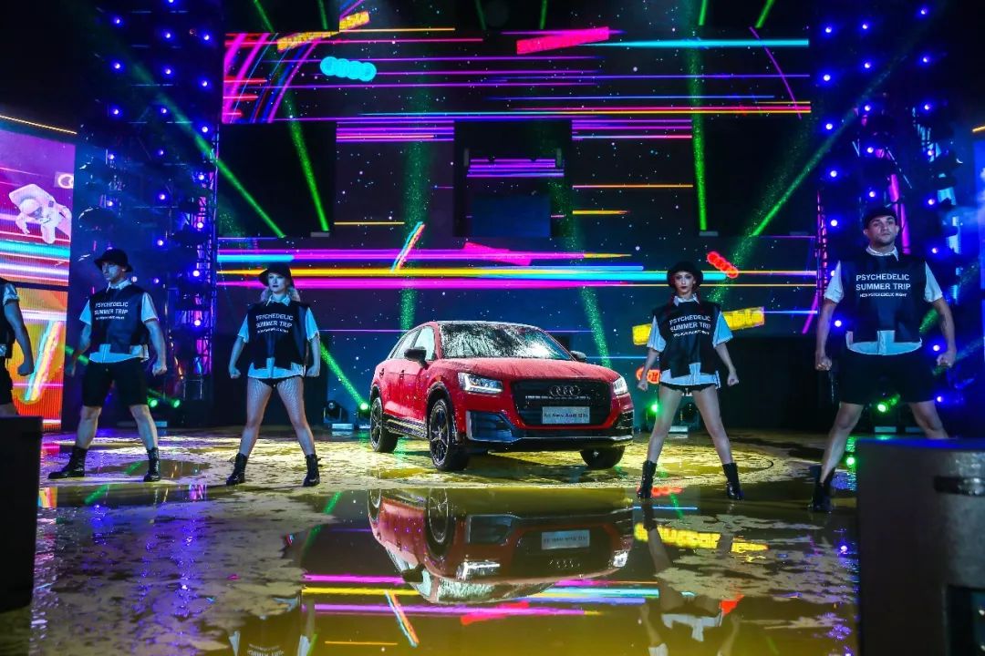 一个衣帽间藏400多段故事什么感觉丨当“Z哥”邂逅全新奥迪Q2L