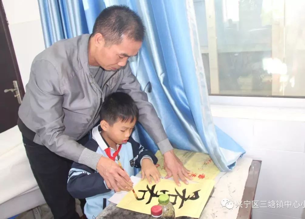 缂ょ悍鏍″洯娲诲姩缇庣瘒,缂ょ悍鏍″洯