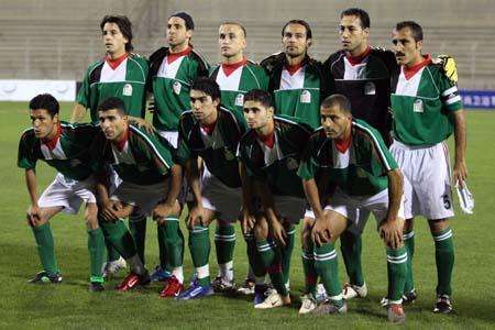 昱见,中国男足逼平巴勒斯坦