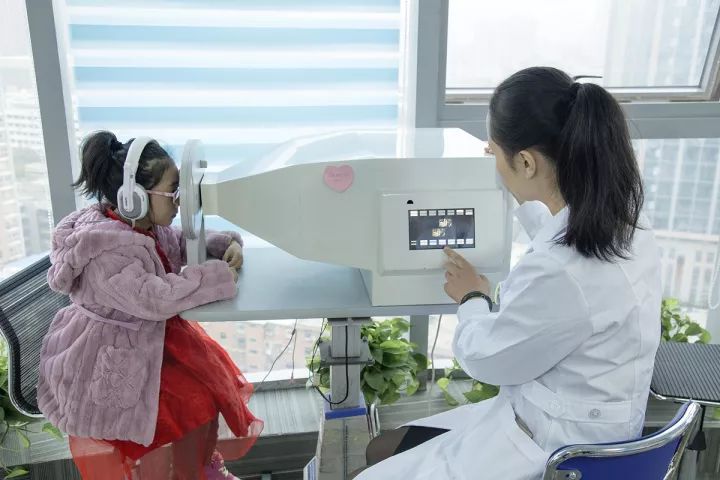 寒假了，给孩子一个轻松摘掉眼镜的机会，你还不来吗？！