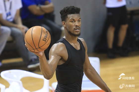 体坛快车丨山东女篮战大庆国际频道直播中超颁奖今晚进行