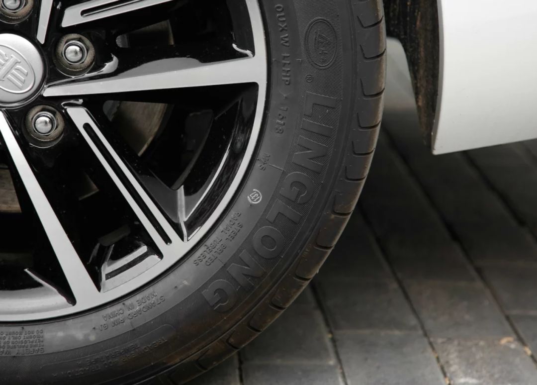 国内轮胎怎么样选择最好,怎么看原厂车轮胎品牌好坏