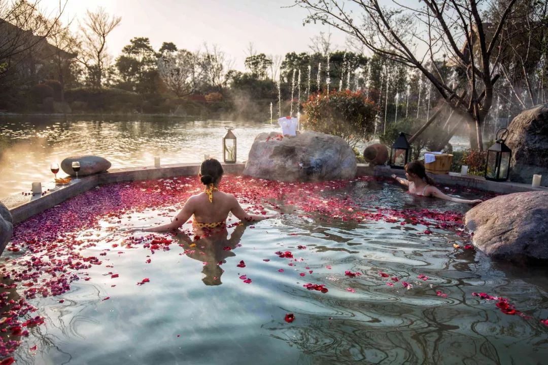降温了这份泡温泉攻略请收好,降温泡温泉好吗