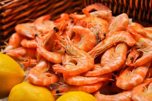 ￥238/位——“爱尔兰生蚝+15种海鲜”畅吃，还送波龙！乐队表演周末哈根达斯！这家希尔顿旗下酒店颠覆吃货想象！