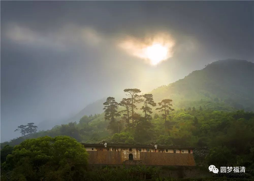 看一眼就忘不掉电影,看一眼一辈子都忘不掉的视频