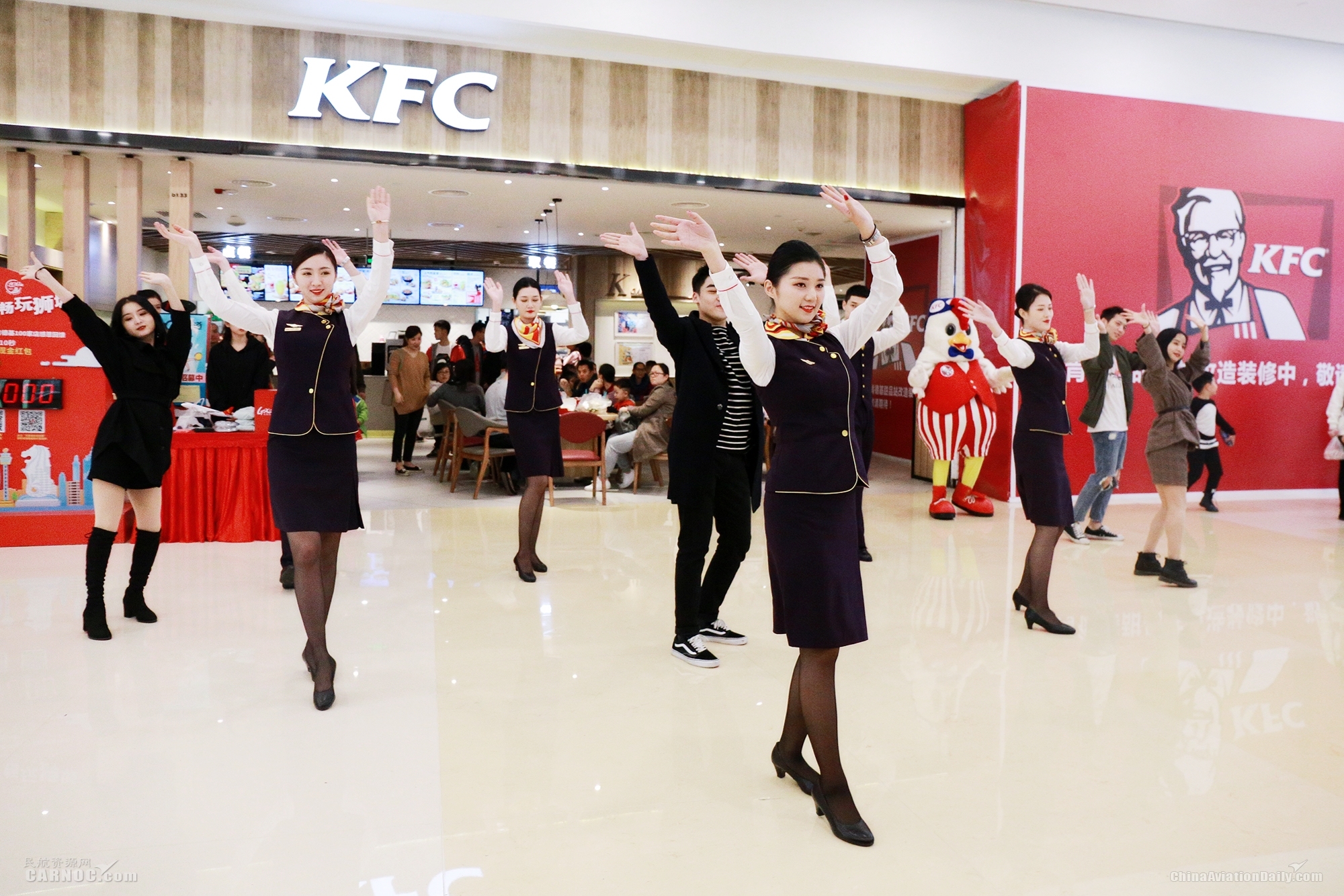 迪拜空姐空少快闪,空姐空少走秀完整版