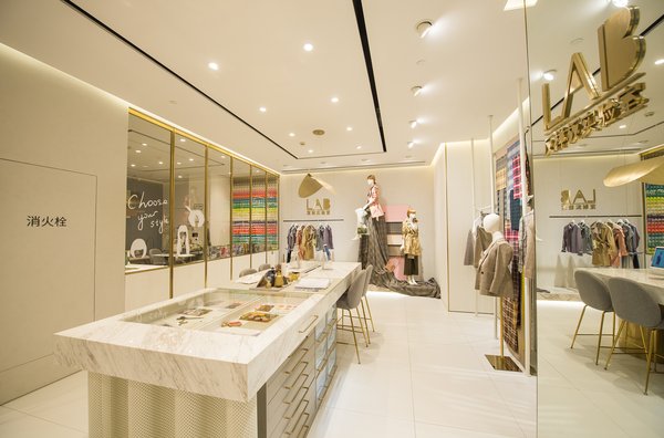 lily服饰市场营销,lily商务时装旗舰店2022夏季