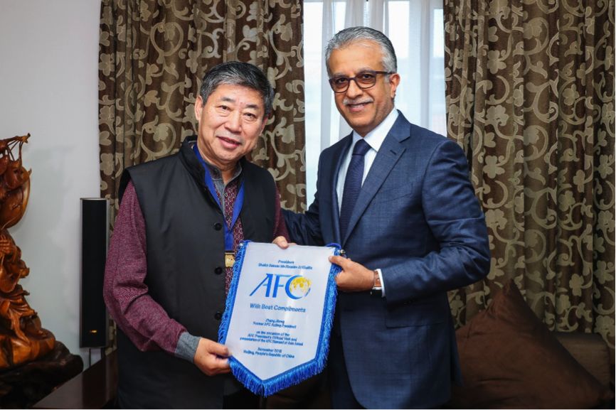 中国球员获得的国际足球最高奖项,2015年亚足联颁奖