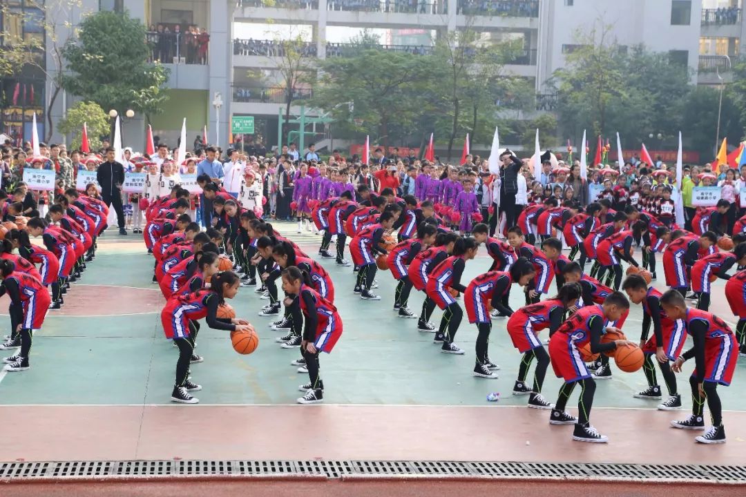 鍋ュ悍鍚戜笂浣撶幇褰撲唬瀛︾敓绮剧椋庤矊,鍋ュ悍鏍″洯娲诲姏灏戝勾