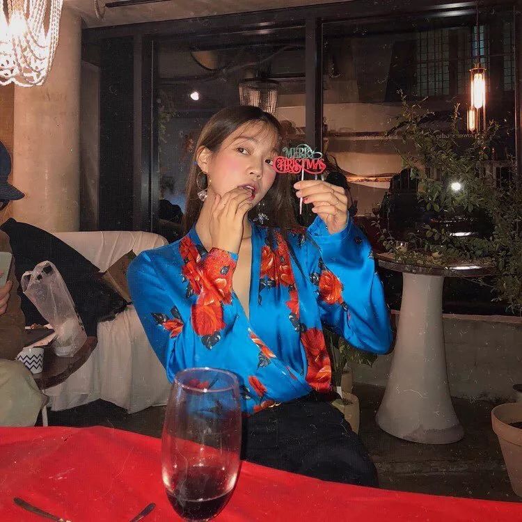 什么？！身高不足165CM的“厌世脸”也能当模特，韩国草根博主Mulbada用她的超高衣品做到了！