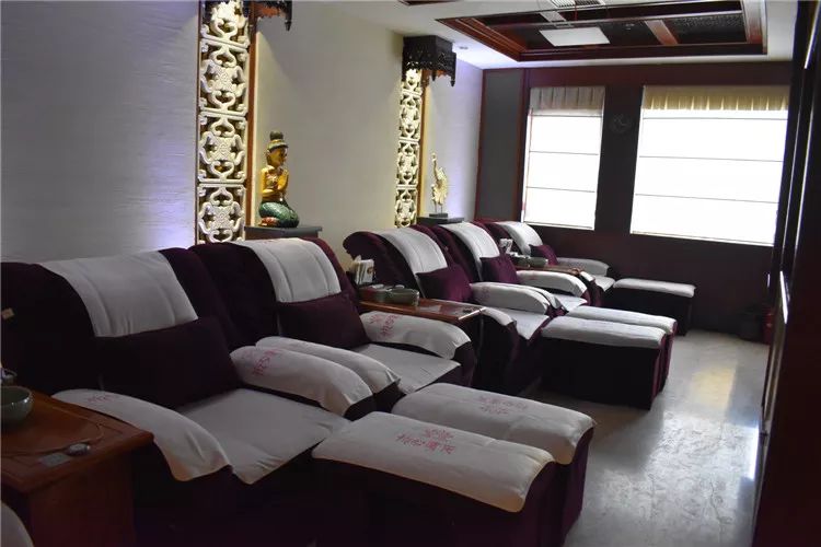 这家足道会馆三周年啦！超多优惠不容错过！约上三五好友，来一场放松身心的足下之旅吧！