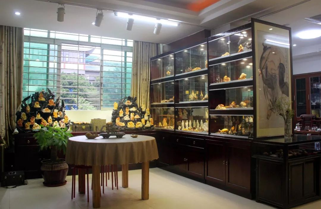 精品玉坠图片欣赏,平洲玉器街玉坠