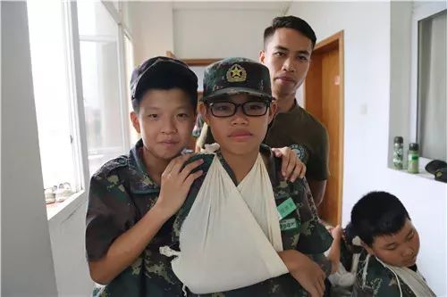 东莞雏鹰小兵特训营初一新生军训,东莞雏鹰国防军事夏令营