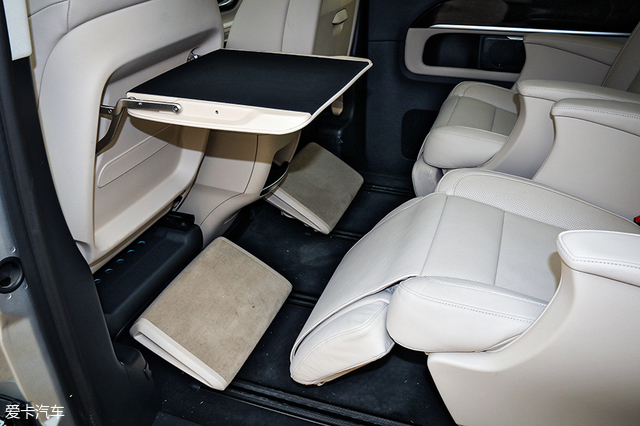 成都车展奔驰v260l尊贵加长版,爱卡汽车评分