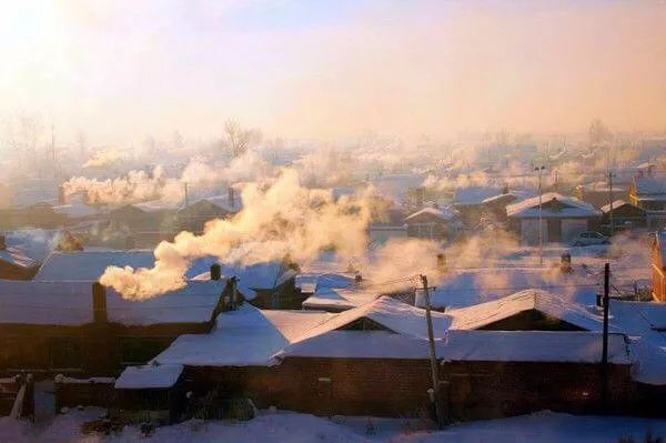 那个开着旅行咖啡车的女孩，暂别荒野重返都市