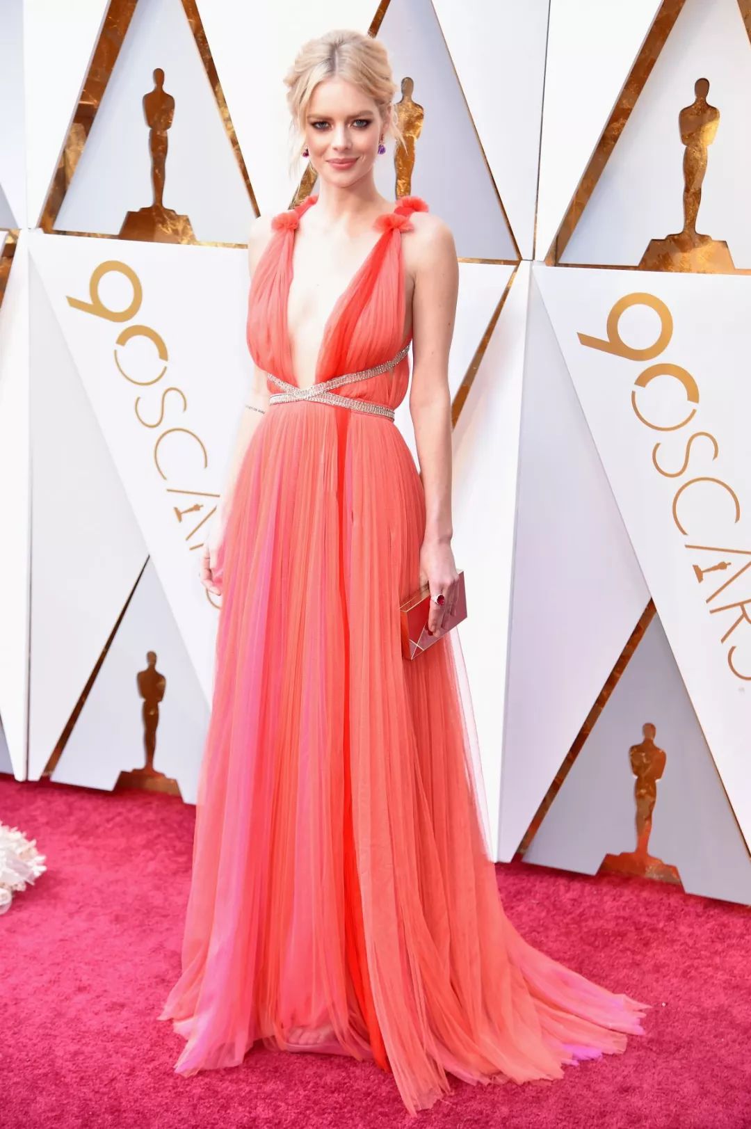 不医美怎么保养,不吃药如何快速美白全身