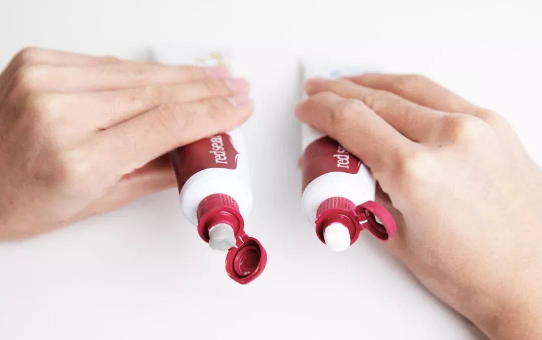 花了1300元做了一个牙冠,花了两万块钱做的牙齿