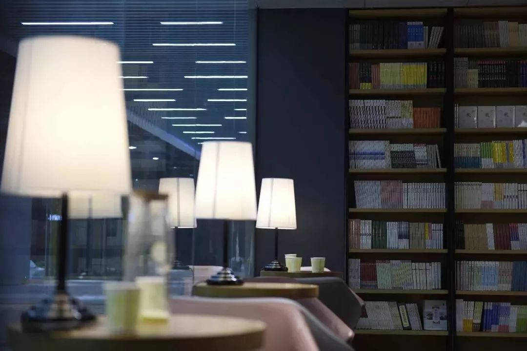 郑州值得一去的8家书店,郑州有逼格的书店