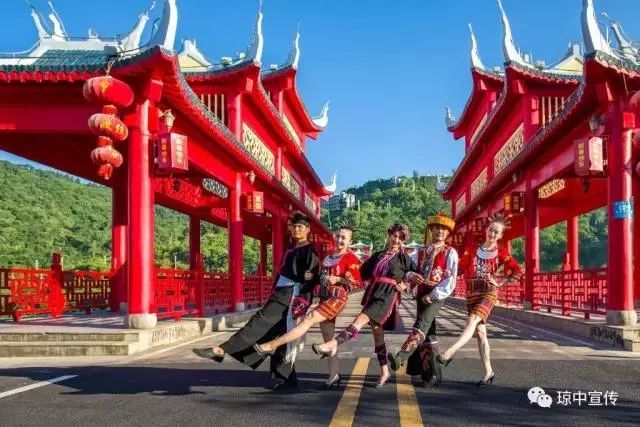 海南琼中志愿者招募,2024青年羽毛球锦标赛志愿者报名